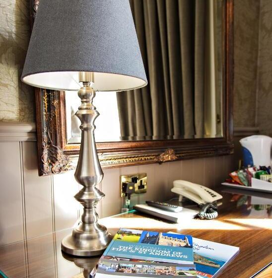 חדר דחוקס עם מיטת קינג, Ardgowan