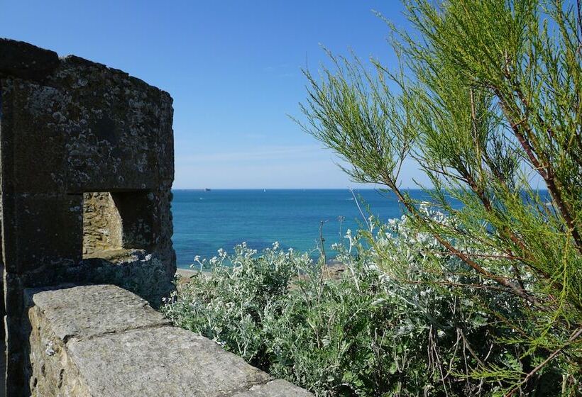 Номер Стандарт, B&b Hotel Saint Malo Sud