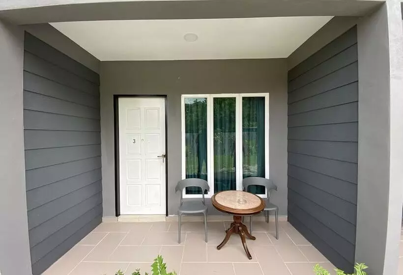 اتاق لوکس, Corrie Chalet, Pantai Cenang Langkawi