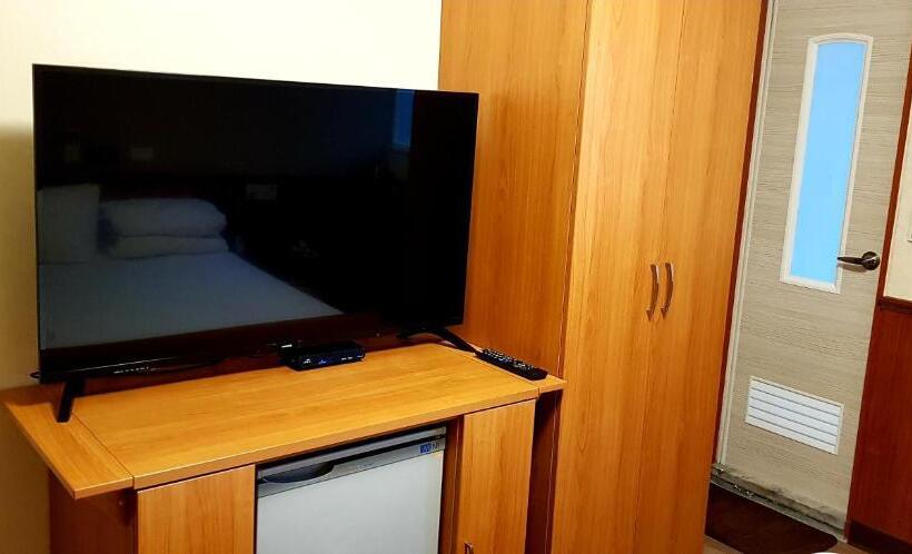 اتاق لوکس, New May Flower