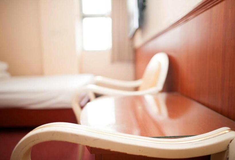 اتاق لوکس, New May Flower