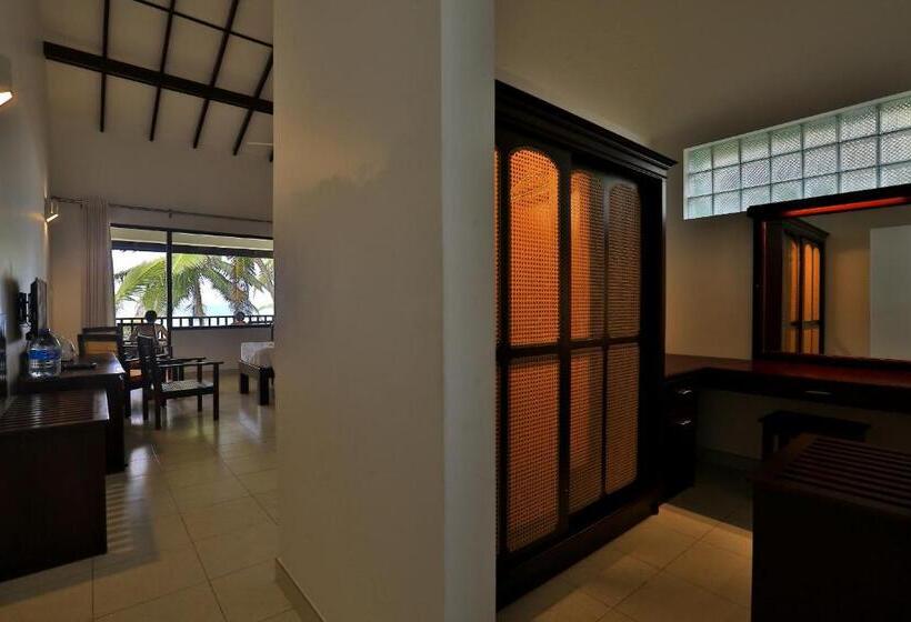 Номер Deluxe, Sea Rock Villa