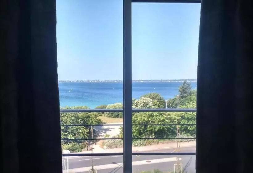 サイドシービュースーペリアールーム, Thalasso Concarneau Spa Marin Resort