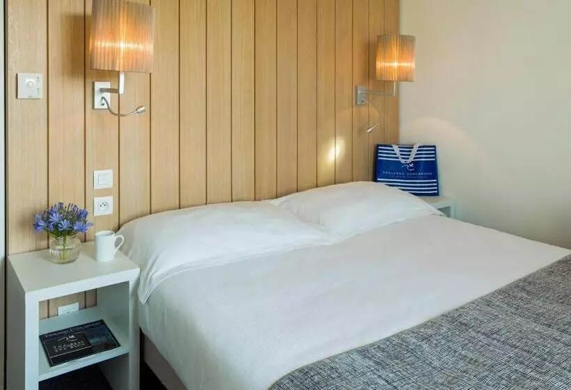 サイドシービュースーペリアールーム, Thalasso Concarneau Spa Marin Resort