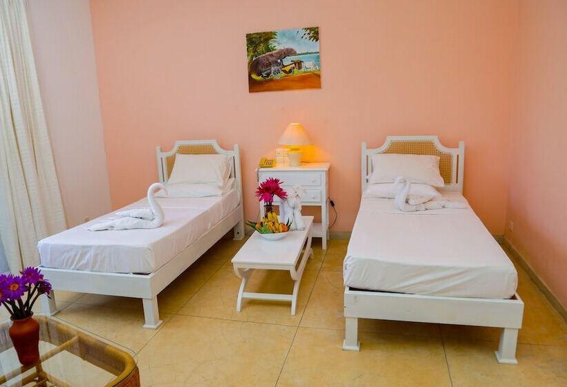 Номер Deluxe, Waterside Bentota