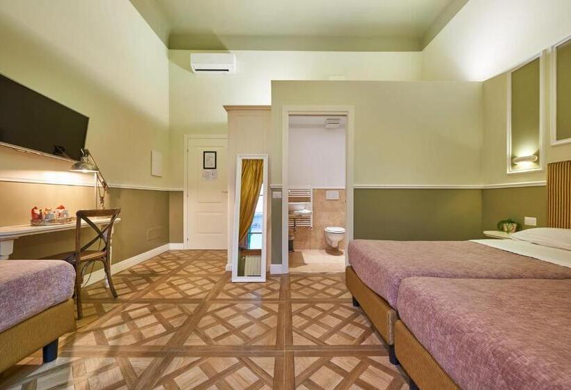 اتاق سوپریور سه تخته, B&b Le Stanze Del Duomo