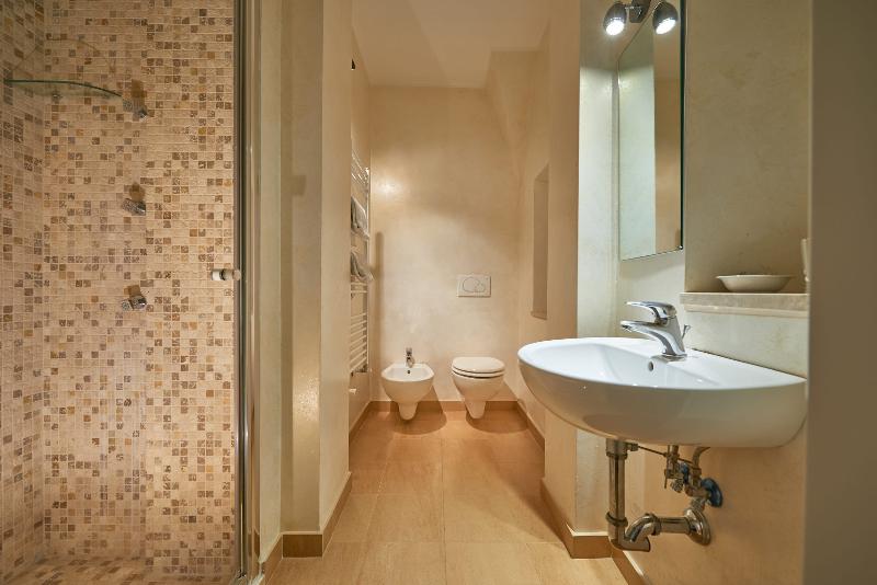 اتاق کلاسیک, B&b Le Stanze Del Duomo