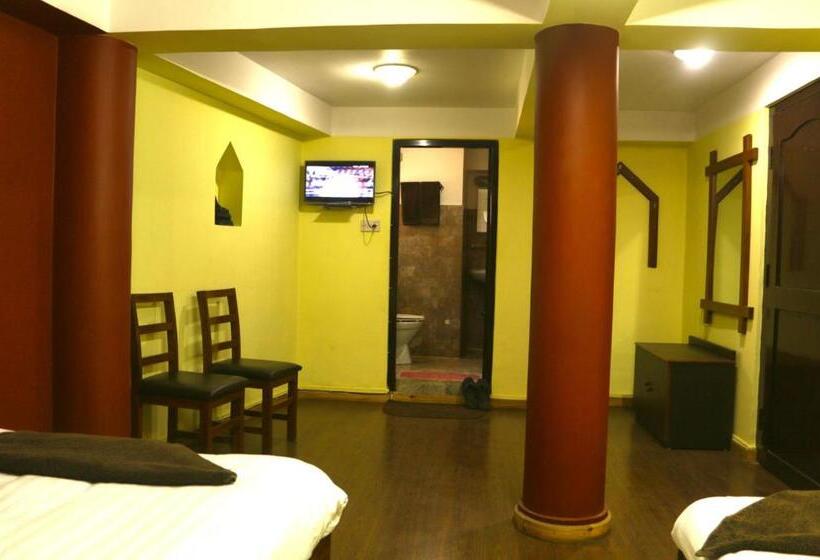 اتاق استاندارد سه نفره, Siddhi Home & Restaurant