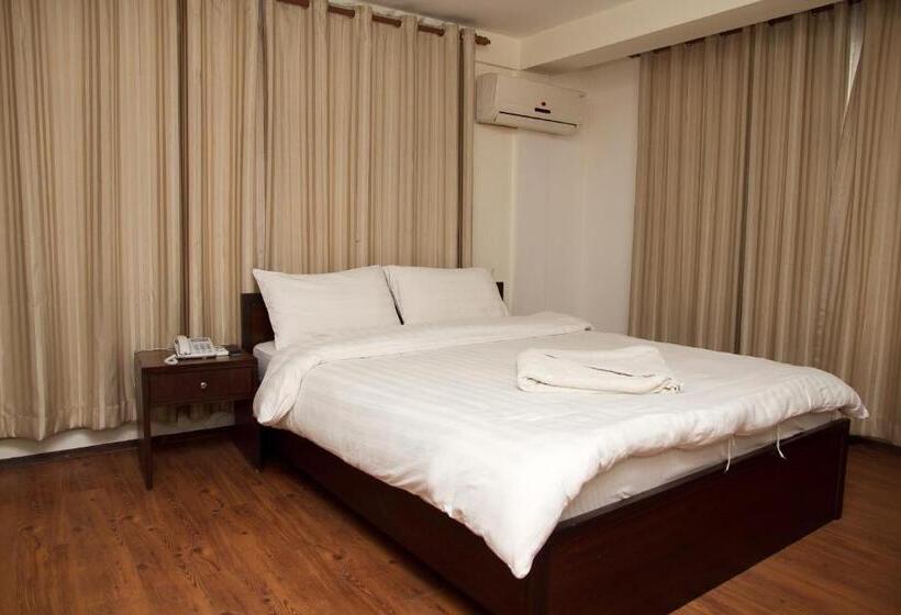 اتاق لوکس با بالکن, Yambu Kathmandu