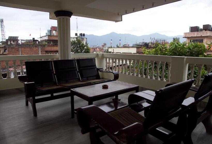 اتاق لوکس خانوادگی, Yambu Kathmandu