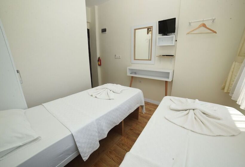 غرفة قياسية مطلّة علي البحر, Limonata Otel Assos