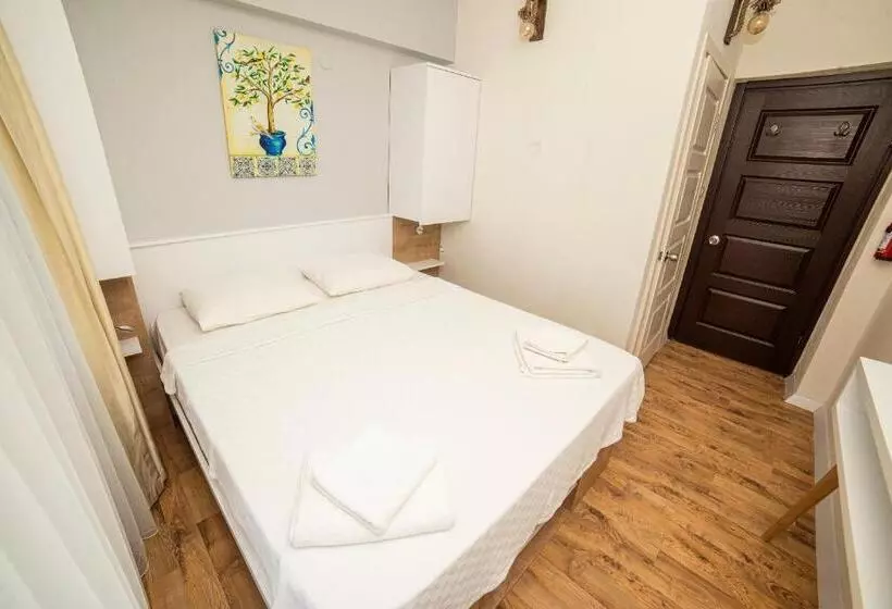 バルコニー付きスタンダードルーム, Limonata Otel Assos