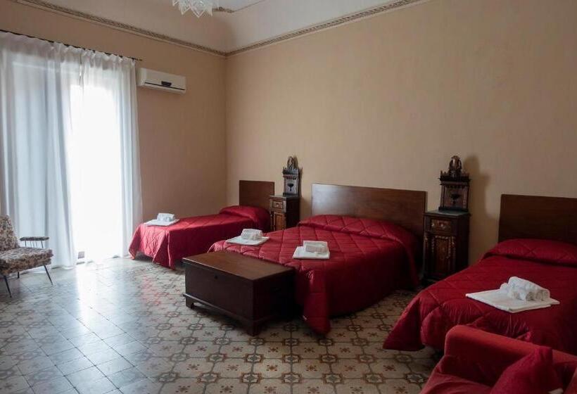 带海景标准四人间, Alloggio Della Posta Vecchia