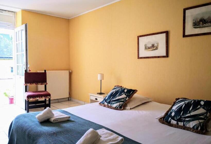 Классический Номер, Anjou Golf And Country Club
