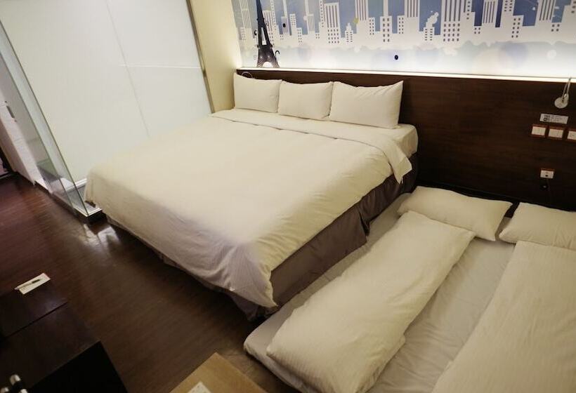 اتاق عادی, Audi Garden Business