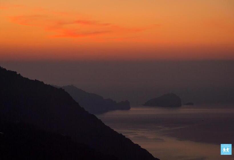 اتاق استاندارد با چشمانداز دریا, Due Gemelli