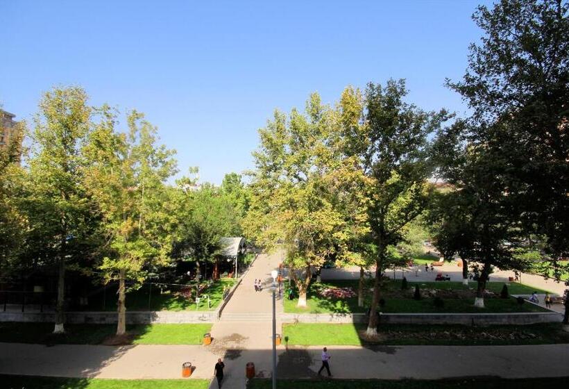 패밀리 룸, Family