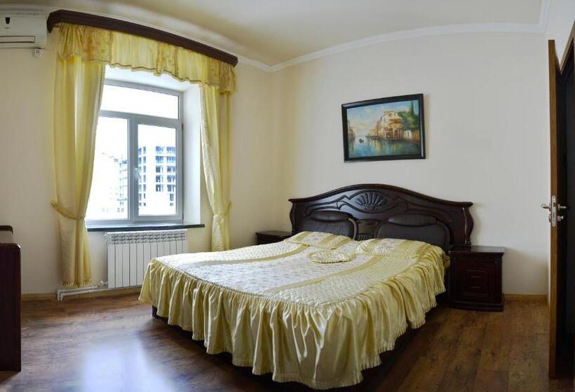 침실 2개 아파트, Family