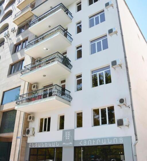 디럭스 룸, Family