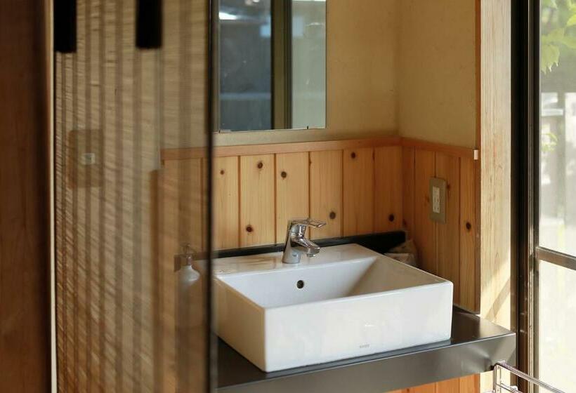 اتاق استاندارد با چشم‌انداز دریا, Jinpuso