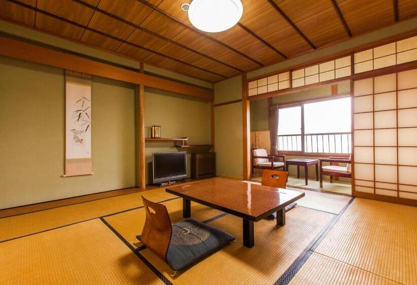 اتاق استاندارد با چشم‌انداز دریا, Jinpuso