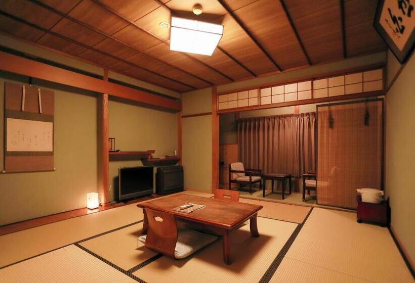 اتاق استاندارد با چشم‌انداز دریا, Jinpuso