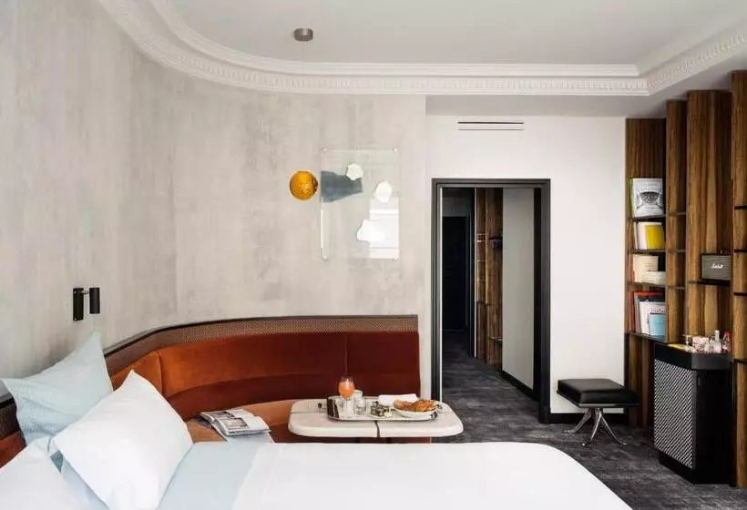 クラシックルーム, Les Bains Paris