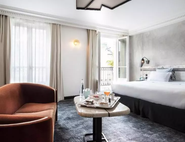 ジュニアスイート, Les Bains Paris