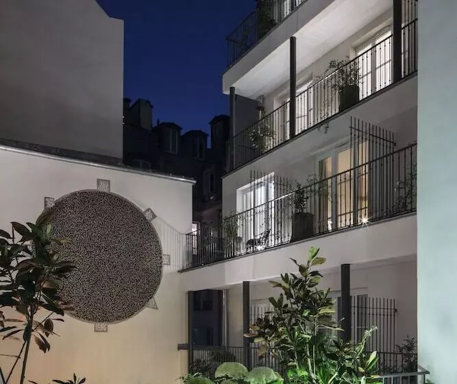 テラス付スイート, Les Bains Paris