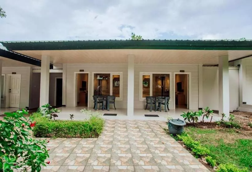 キャビン, Sylvia Hotel & Resort Komodo