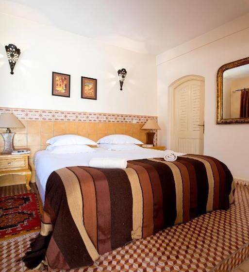 סוויטה, Dar Maktoub