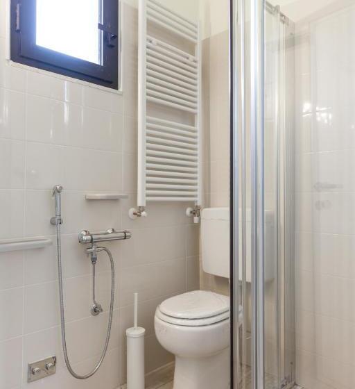 标准单人间, L Approdo