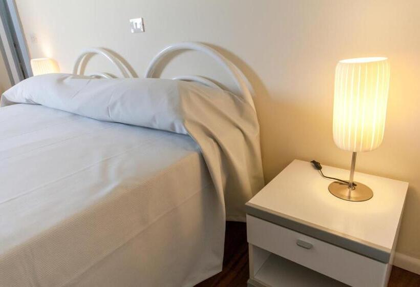 标准单人间, L Approdo