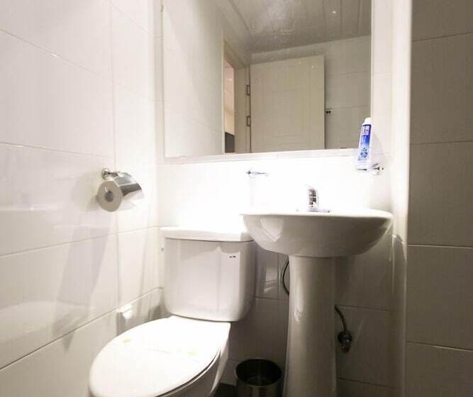 标准间, Fox Motel