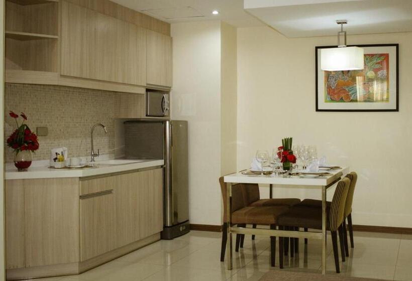 سوئیت سلطنتی 2 خوابه, Golden Prince Hotel & Suites