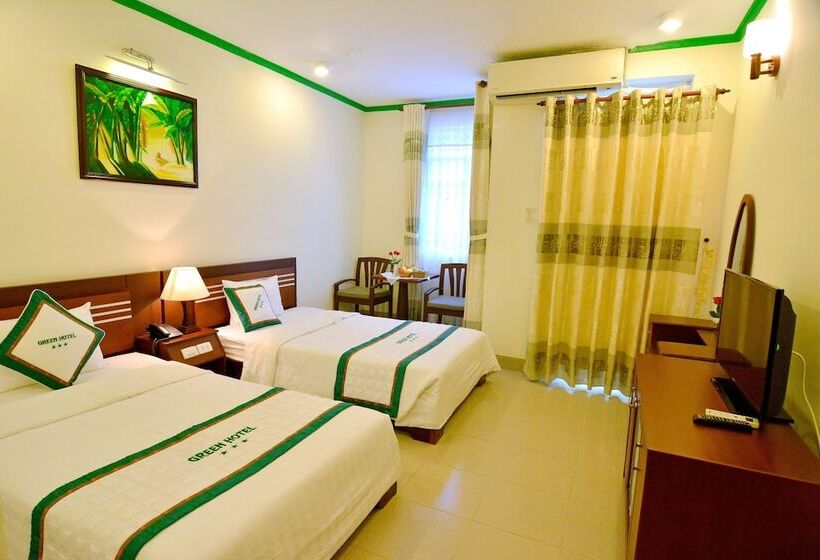 Superior Room, Green