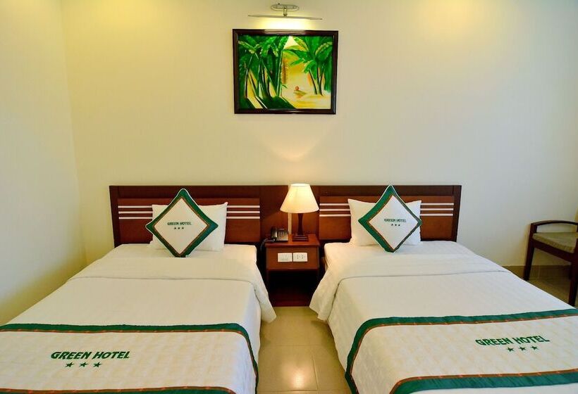 Superior Triple Room, Green
