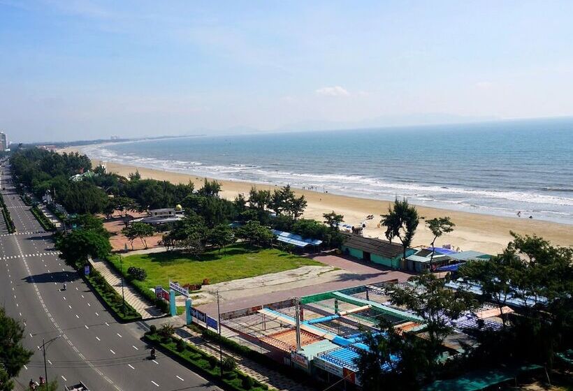 Deluxe Triple Room Sea View, Green