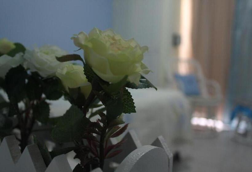 带2个双人床的标准工作室, Restaurant Hamilton