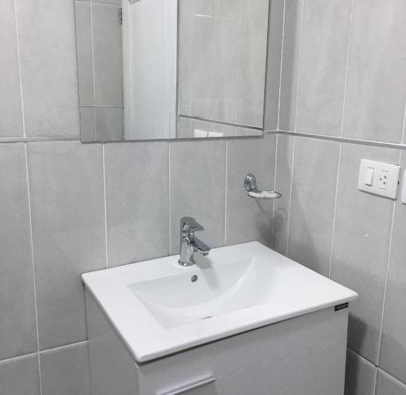 带2个双人床的标准工作室, Restaurant Hamilton