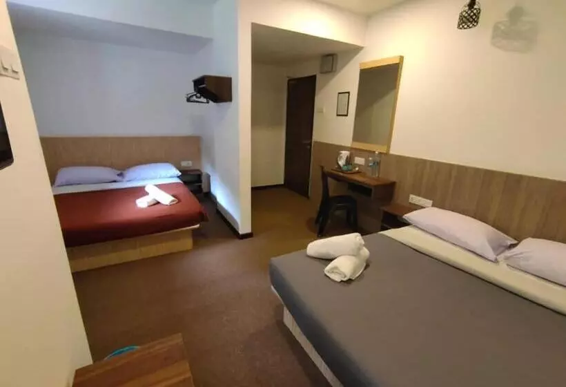 ファミリールーム, Hillview Inn