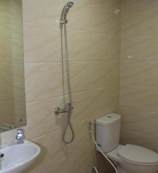 חדר משפחתי דלוקס, Kama