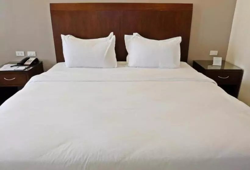 اتاق لوکس با تخت بزرگ, Mandarin Plaza
