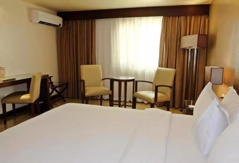 اتاق لوکس با تخت بزرگ, Mandarin Plaza