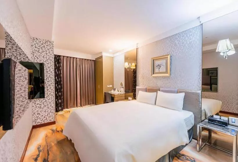 اتاق استاندارد با سرویس بهداشتی مشترک, Shianghu Boutique