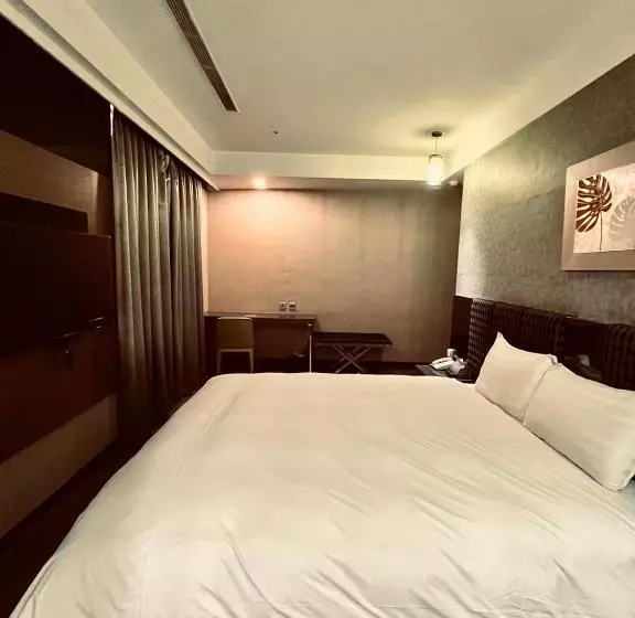 اتاق استاندارد با سرویس بهداشتی مشترک, Shianghu Boutique