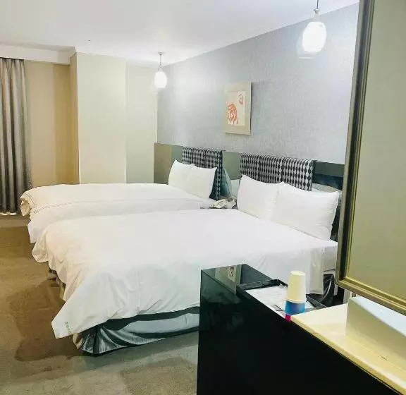 اتاق استاندارد چهار تخته, Shianghu Boutique