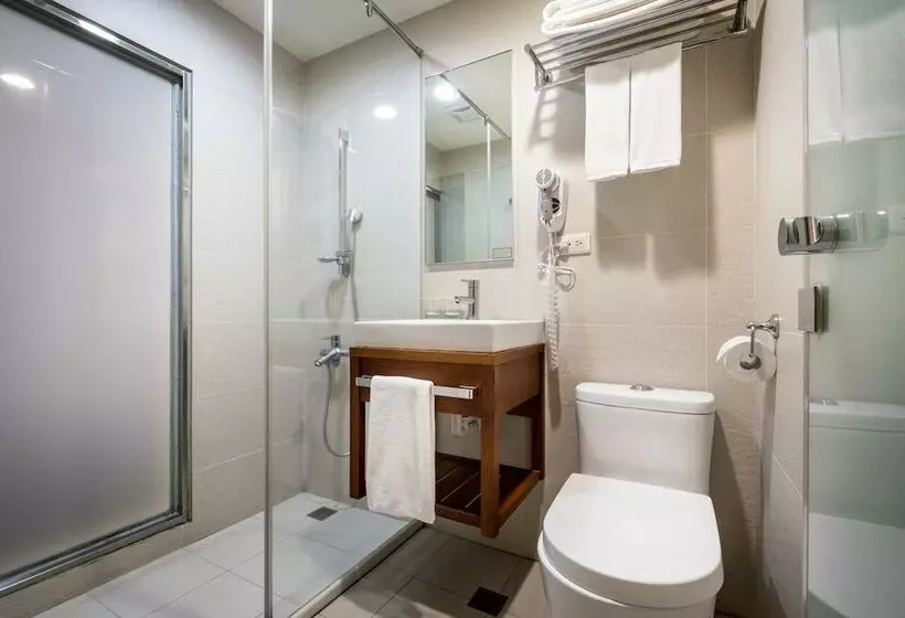 اتاق استاندارد با چشم‌انداز شهر, Wemeet Hotel Taipei