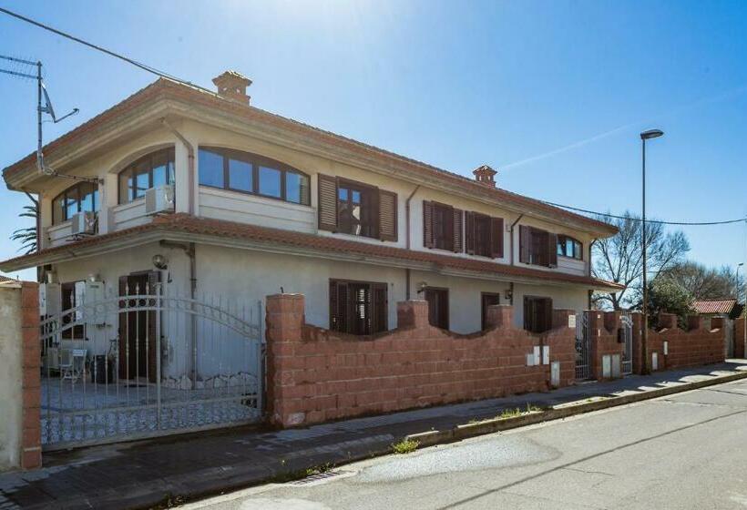 Номер Стандарт, Anaelehouserooms Ltb