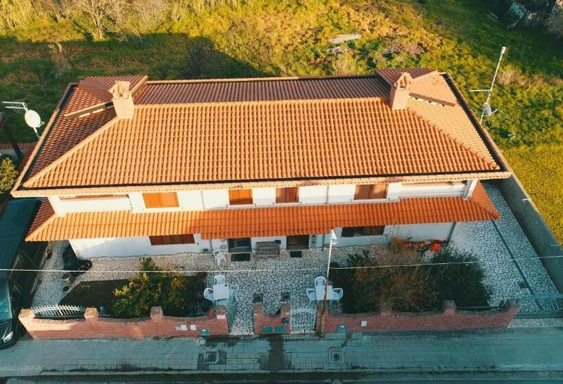 شقة غرفة واحدة, Anaelehouserooms Ltb